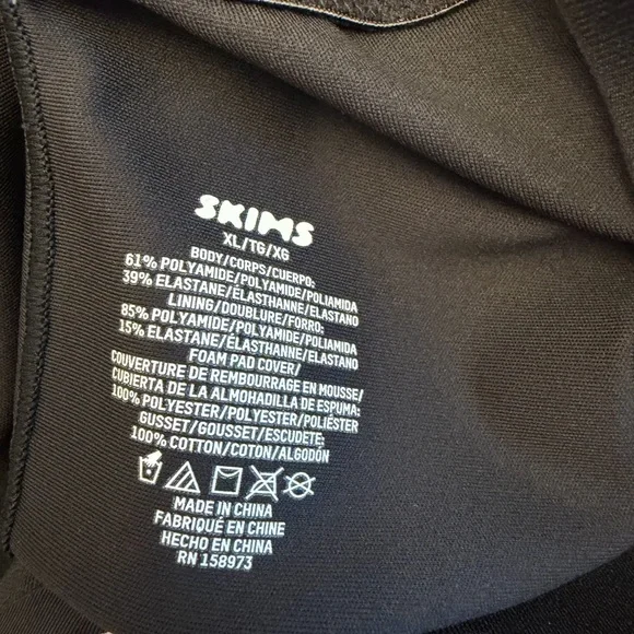 SKIMS Body Underwire Thong Bodysuit Black Size XL - Picture 8 of 11